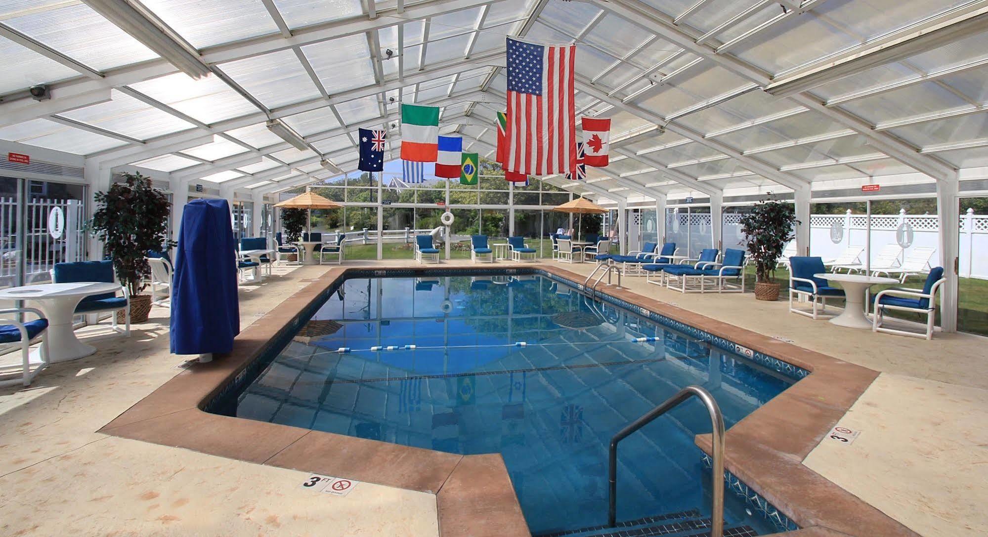 Colonial Acres Resort West Yarmouth Exteriör bild